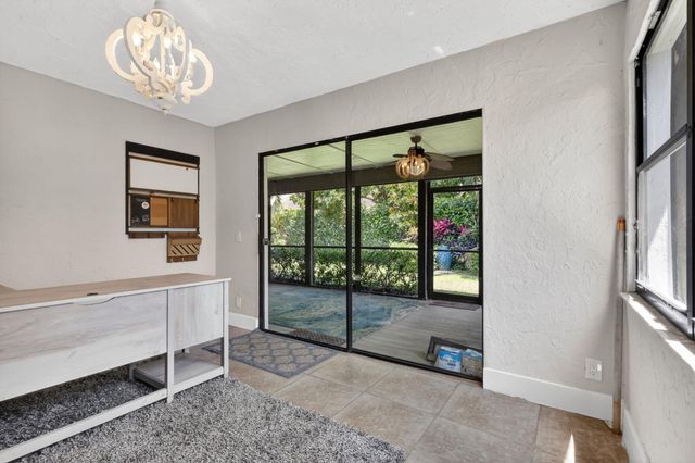 11837 Donlin Drive, Wellington, FL 33414