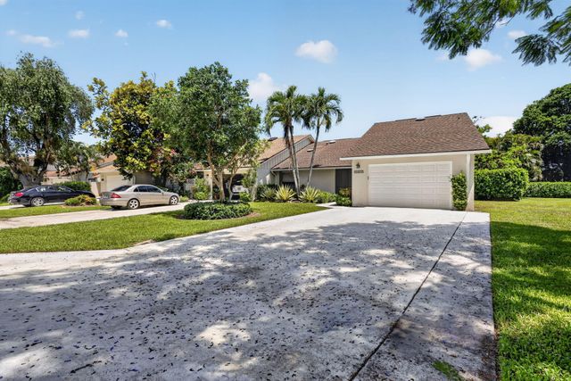 11837 Donlin Drive, Wellington, FL 33414