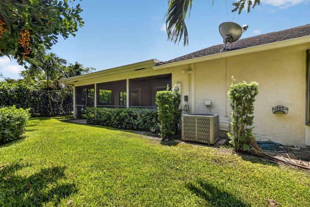 11837 Donlin Drive, Wellington, FL 33414