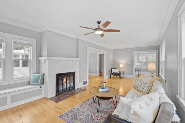 215 E 48th Street, Minneapolis, MN 55419