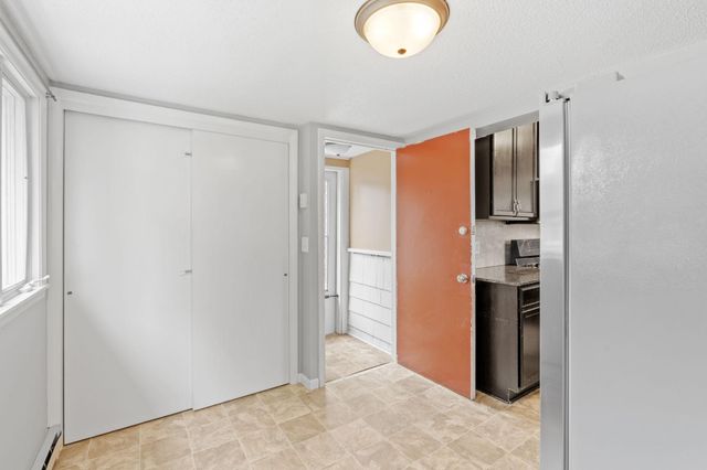 215 E 48th Street, Minneapolis, MN 55419