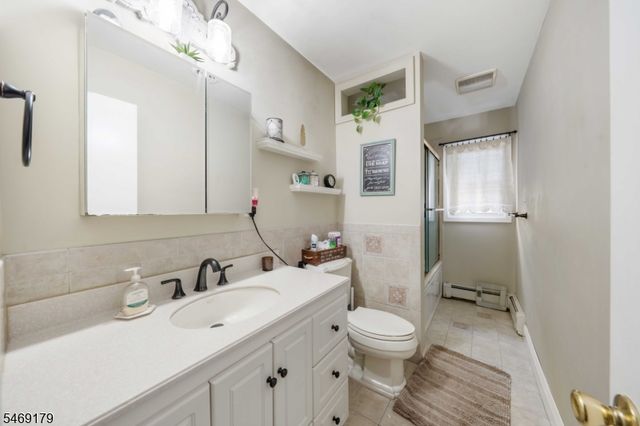 68 Carrie Ct, Nutley Twp., NJ 07110