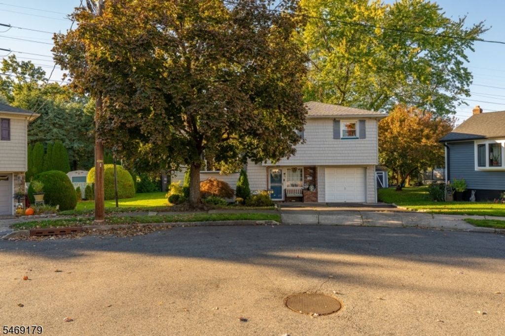 68 Carrie Ct, Nutley Twp., NJ 07110 — photo 2