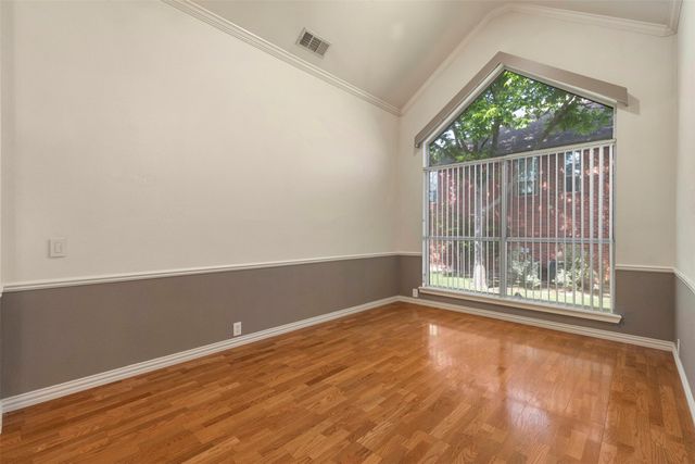 1906 Walnut Hill Drive, Rowlett, TX 75088