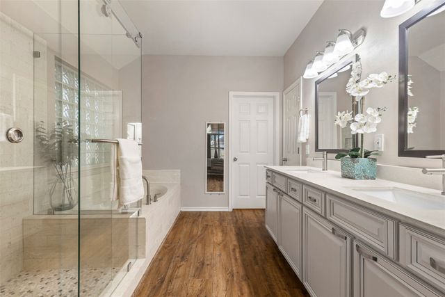 1906 Walnut Hill Drive, Rowlett, TX 75088