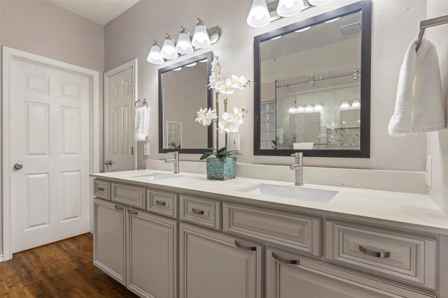 1906 Walnut Hill Drive, Rowlett, TX 75088