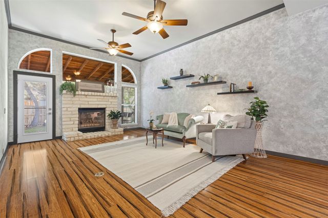 1906 Walnut Hill Drive, Rowlett, TX 75088