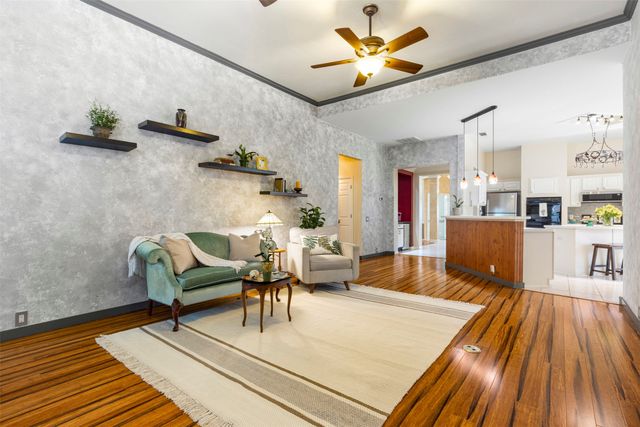 1906 Walnut Hill Drive, Rowlett, TX 75088