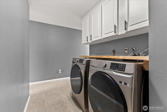 707 E James Street, Kent, WA 98031