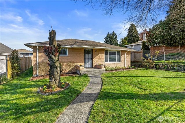 707 E James Street, Kent, WA 98031