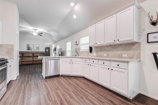 9858 Copper Ranch Trail, Richmond, TX 77406