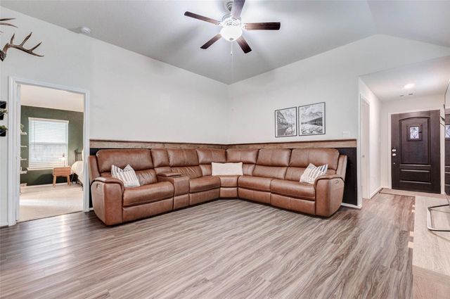 9858 Copper Ranch Trail, Richmond, TX 77406