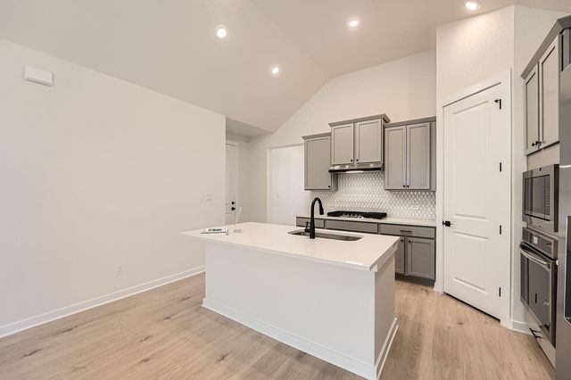 456 Brandywine RD, Hutto, TX 78634