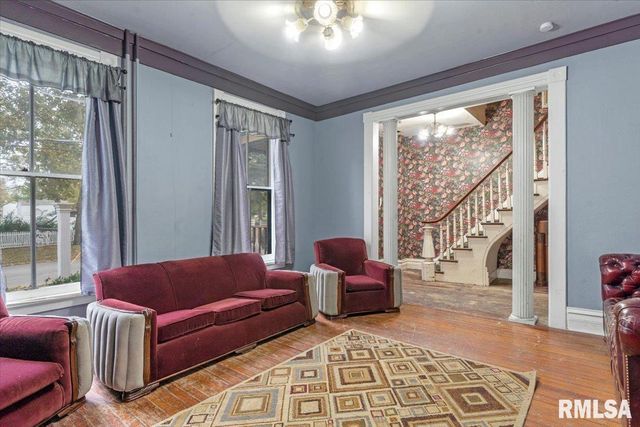 810 E EDWARDS Street, Springfield, IL 62703