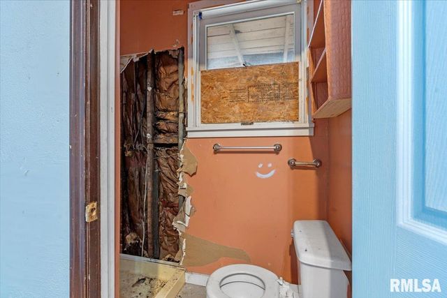 810 E EDWARDS Street, Springfield, IL 62703