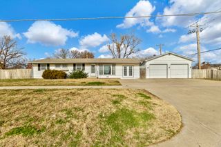 7200 W 2nd N, Wichita, KS 67212