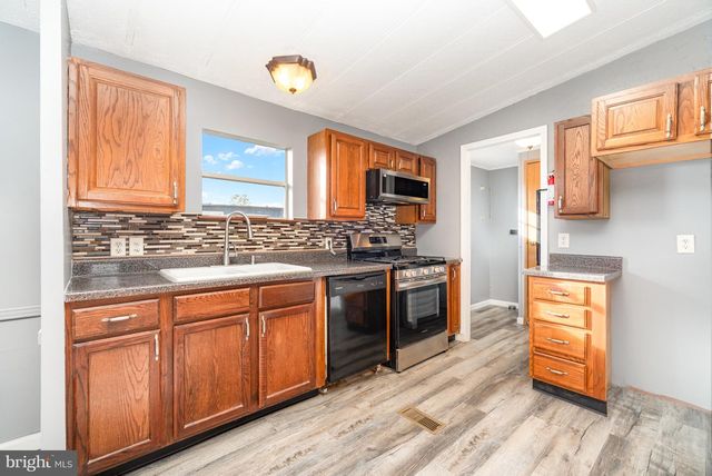 526 PALM CITY PARK, Annville, PA 17003