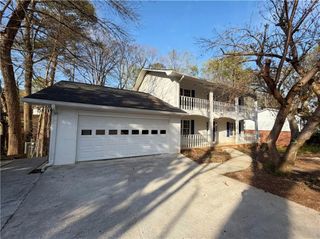 197 Rockbridge Road SW, Lilburn, GA 30047