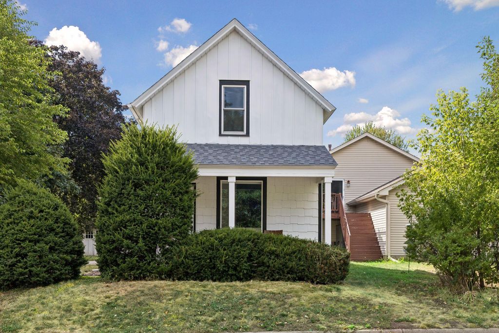 704 7th Avenue S, Hopkins, MN 55343 — exterior