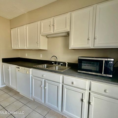 2513 Calle Hermosa Street, Gautier, MS 39553