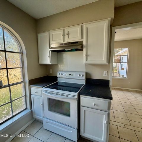 2513 Calle Hermosa Street, Gautier, MS 39553