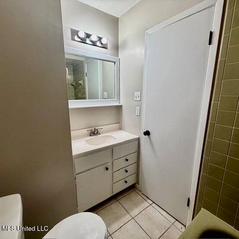 2513 Calle Hermosa Street, Gautier, MS 39553