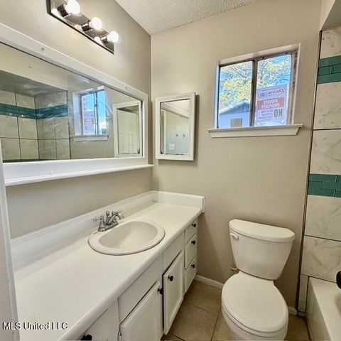 2513 Calle Hermosa Street, Gautier, MS 39553