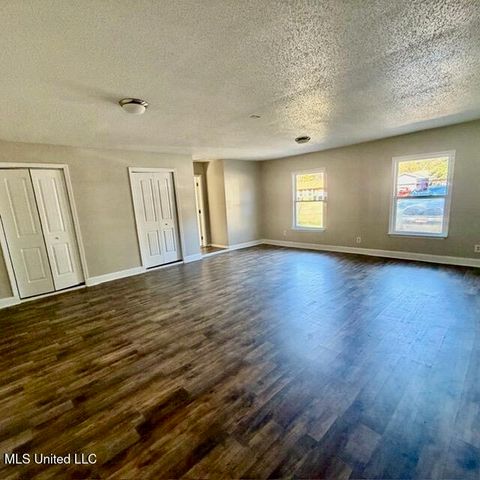 2513 Calle Hermosa Street, Gautier, MS 39553