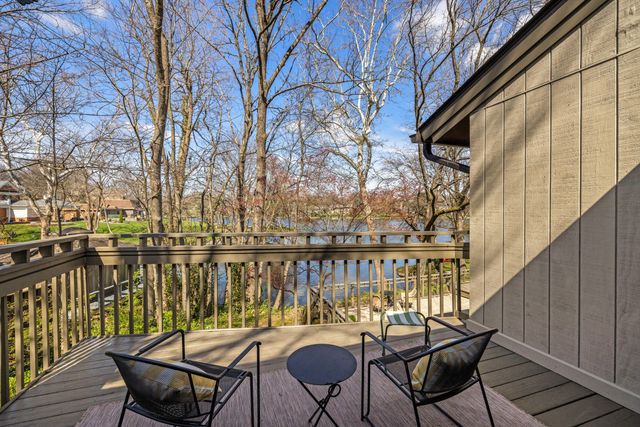 2057 Lakeside Drive, Lexington, KY 40502