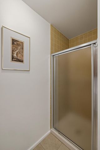 2057 Lakeside Drive, Lexington, KY 40502