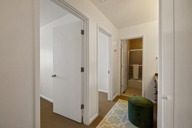 2057 Lakeside Drive, Lexington, KY 40502