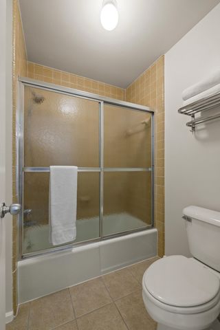 2057 Lakeside Drive, Lexington, KY 40502