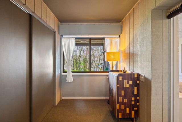 2057 Lakeside Drive, Lexington, KY 40502