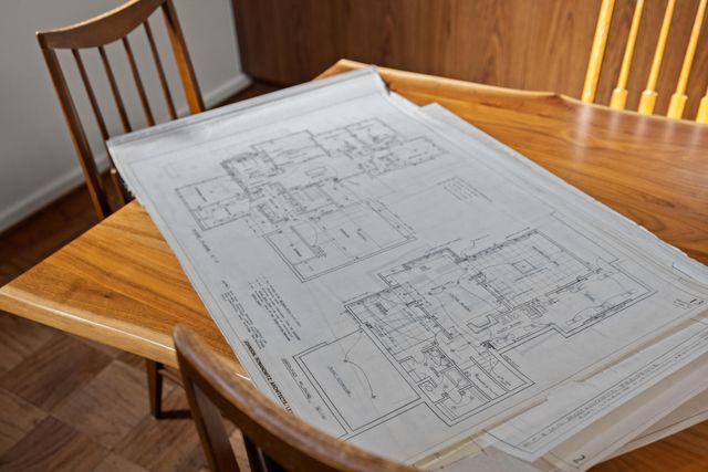 2057 Lakeside Drive, Lexington, KY 40502