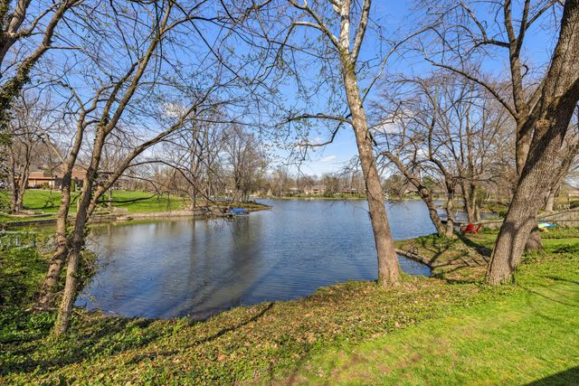 2057 Lakeside Drive, Lexington, KY 40502