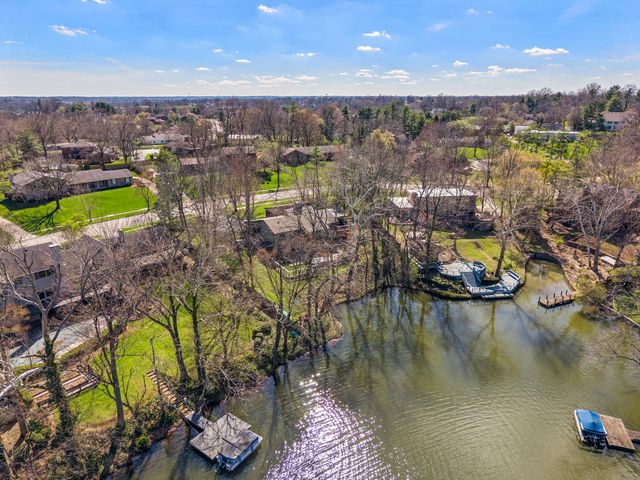 2057 Lakeside Drive, Lexington, KY 40502