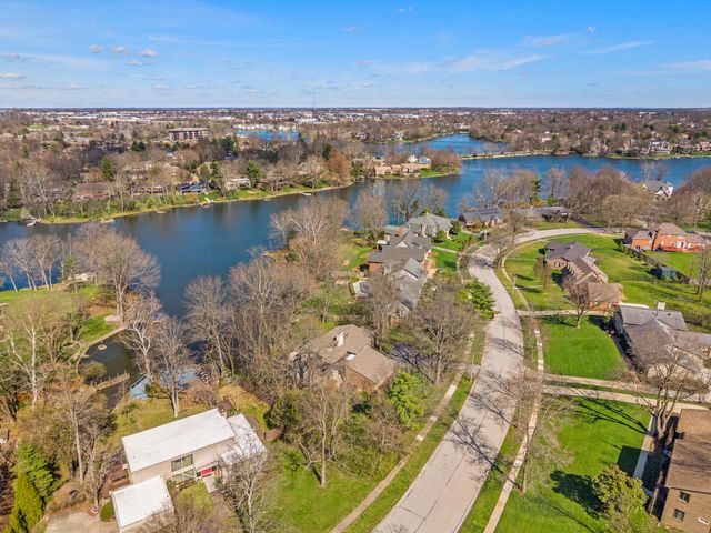 2057 Lakeside Drive, Lexington, KY 40502