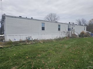 210 Henderson Lane, Brutus, NY 13166