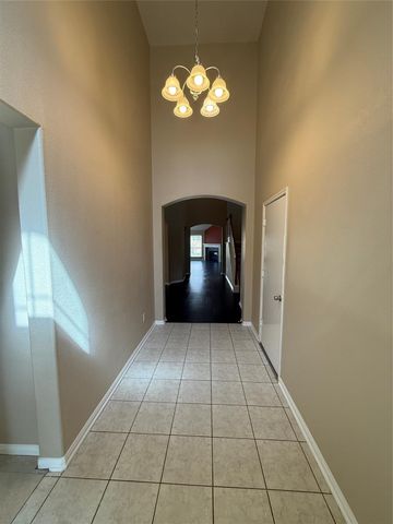 906 Taylor Ridge Drive, Spring, TX 77373