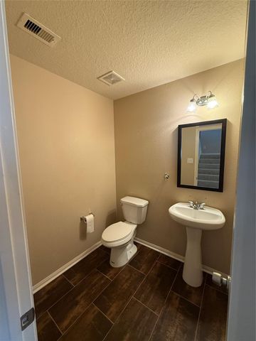 906 Taylor Ridge Drive, Spring, TX 77373