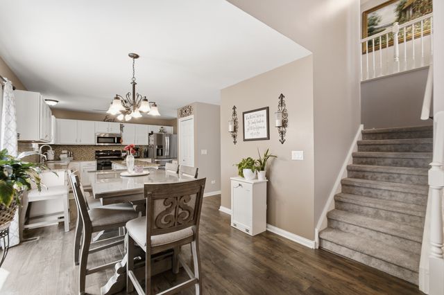 1904 Maple Glen Drive, Plainfield, IL 60586