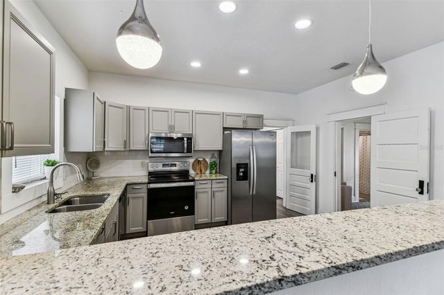 904 E HAMILTON AVENUE, Tampa, FL 33604