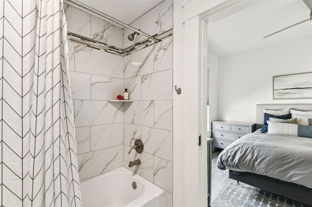 904 E HAMILTON AVENUE, Tampa, FL 33604