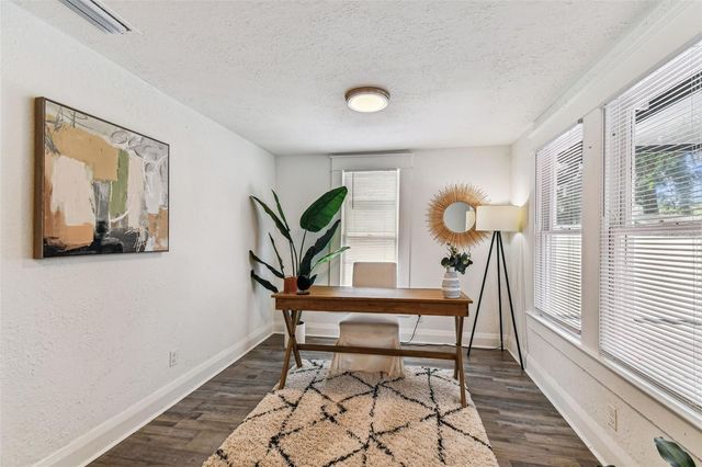 904 E HAMILTON AVENUE, Tampa, FL 33604