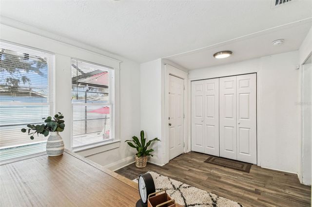 904 E HAMILTON AVENUE, Tampa, FL 33604