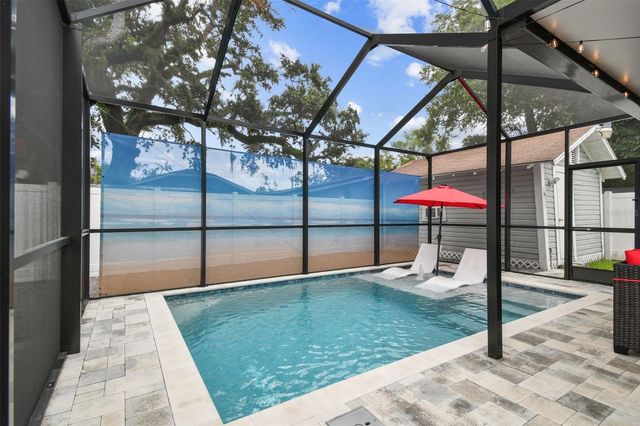 904 E HAMILTON AVENUE, Tampa, FL 33604