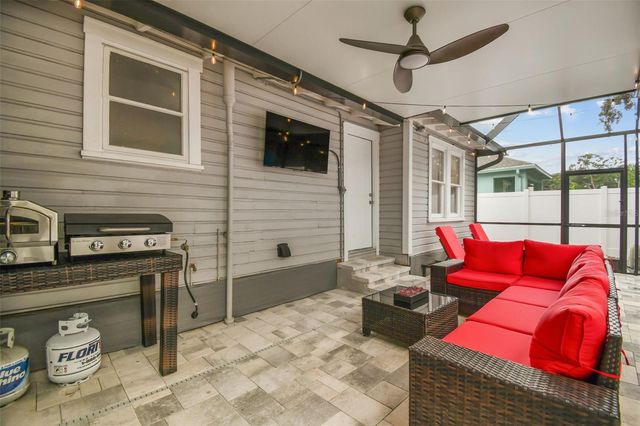 904 E HAMILTON AVENUE, Tampa, FL 33604