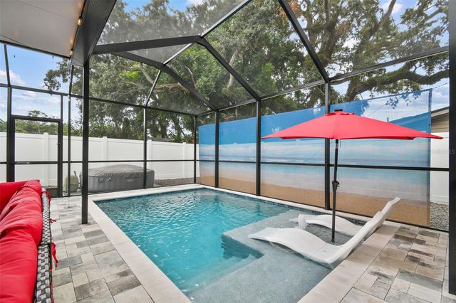 904 E HAMILTON AVENUE, Tampa, FL 33604