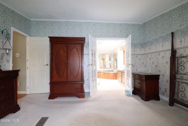 11 East Street, Schaghticoke, NY 12154