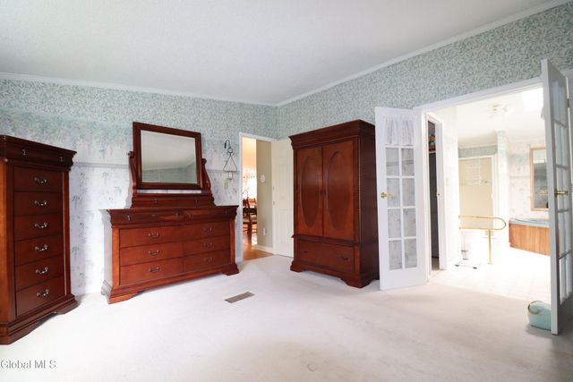 11 East Street, Schaghticoke, NY 12154